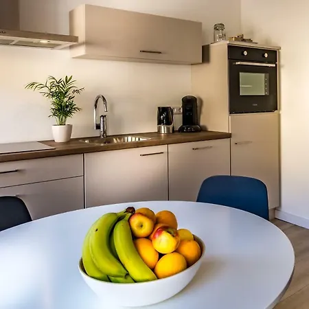 Apartment Boven De Ijsjes